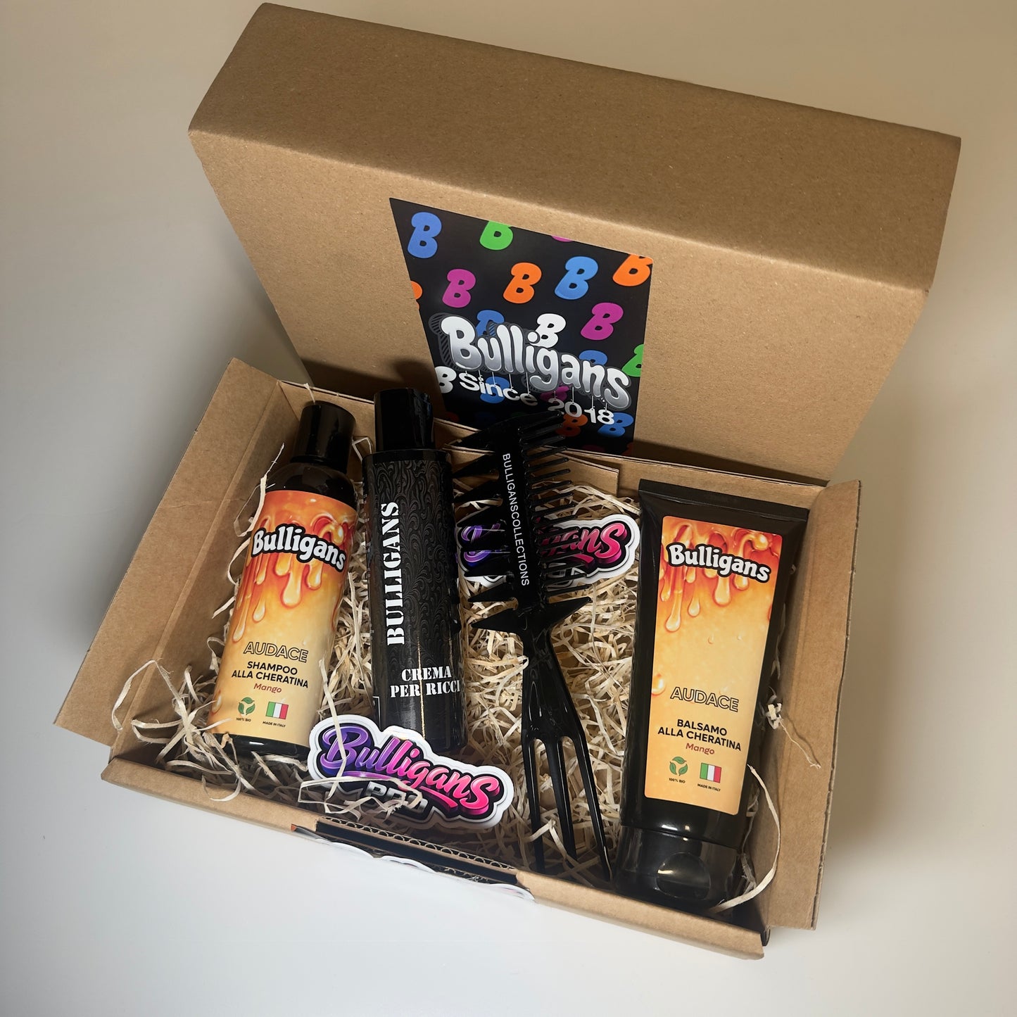 WET-LOOK DEFINED CURLY BOX